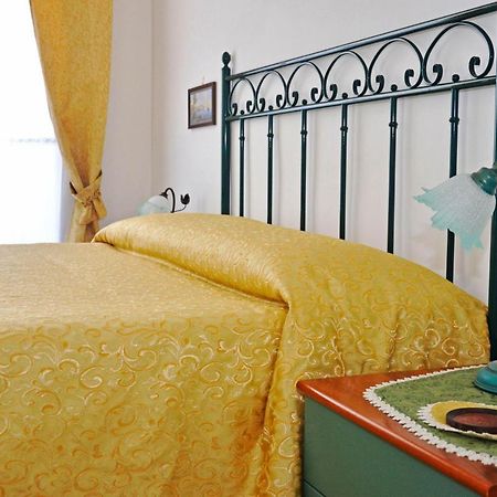 Bed & Breakfast A Castel Capuano Neapel Exterior foto
