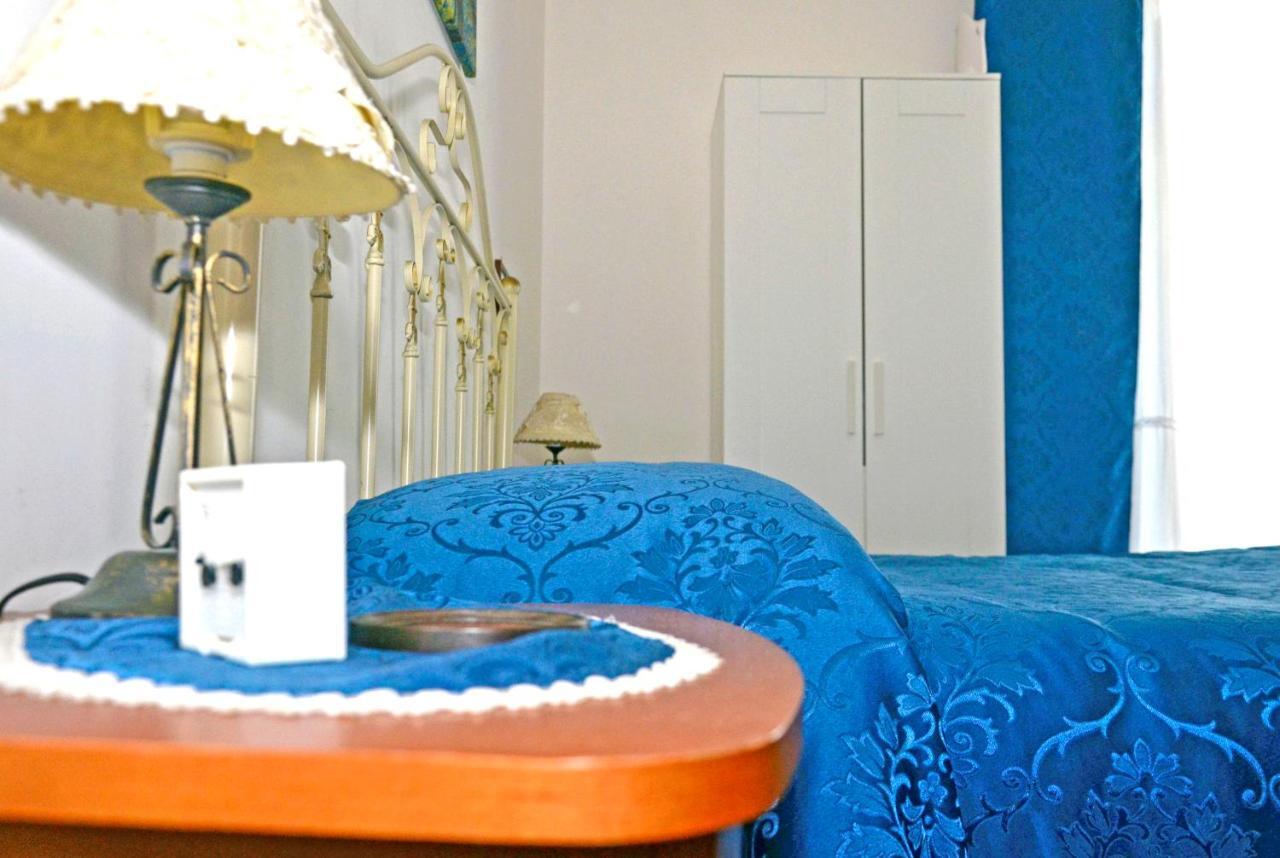 Bed & Breakfast A Castel Capuano Neapel Exterior foto