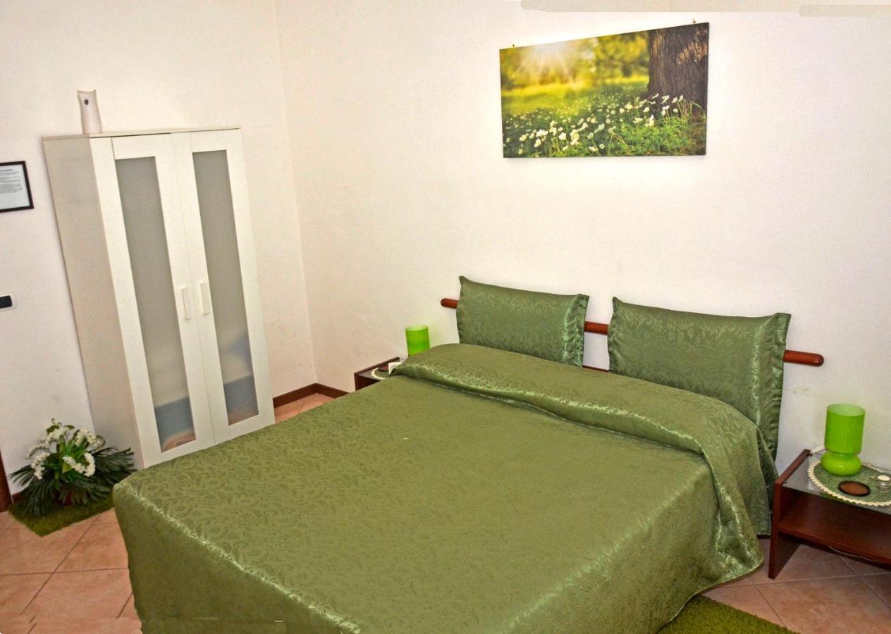 Bed & Breakfast A Castel Capuano Neapel Exterior foto